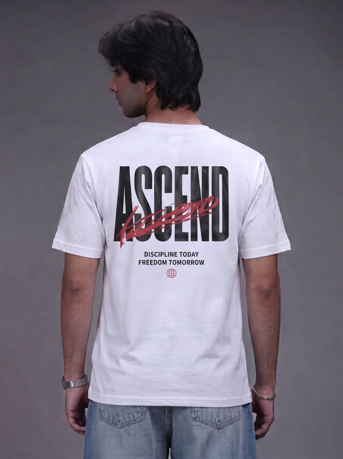 Ascend Oversized Graphic T-Shirt – White